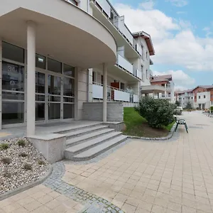 Neptun Park By Renters Apartament